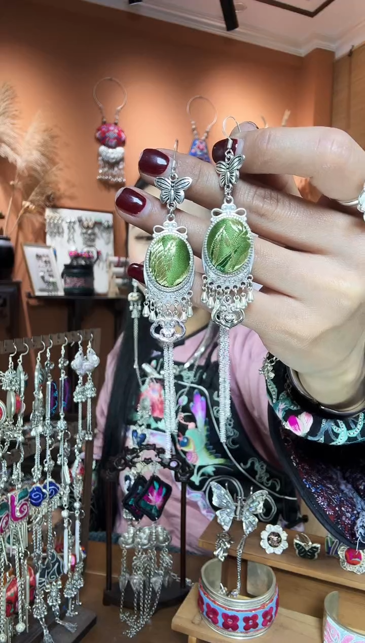 【闪购商品】刺绣纯手工民族风耳环