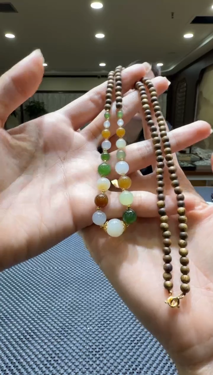 颈饰未镶嵌和田玉项链