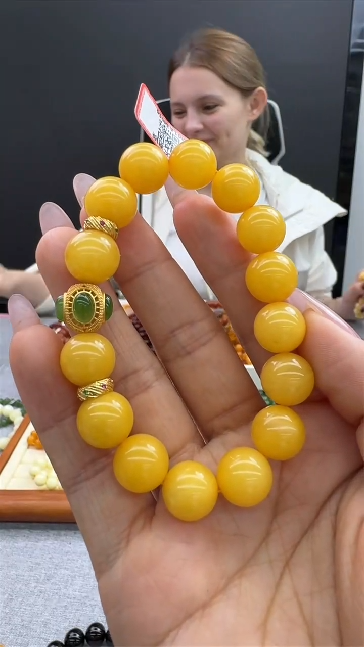 【闪购商品】琥珀手链未镶嵌97秒拍号