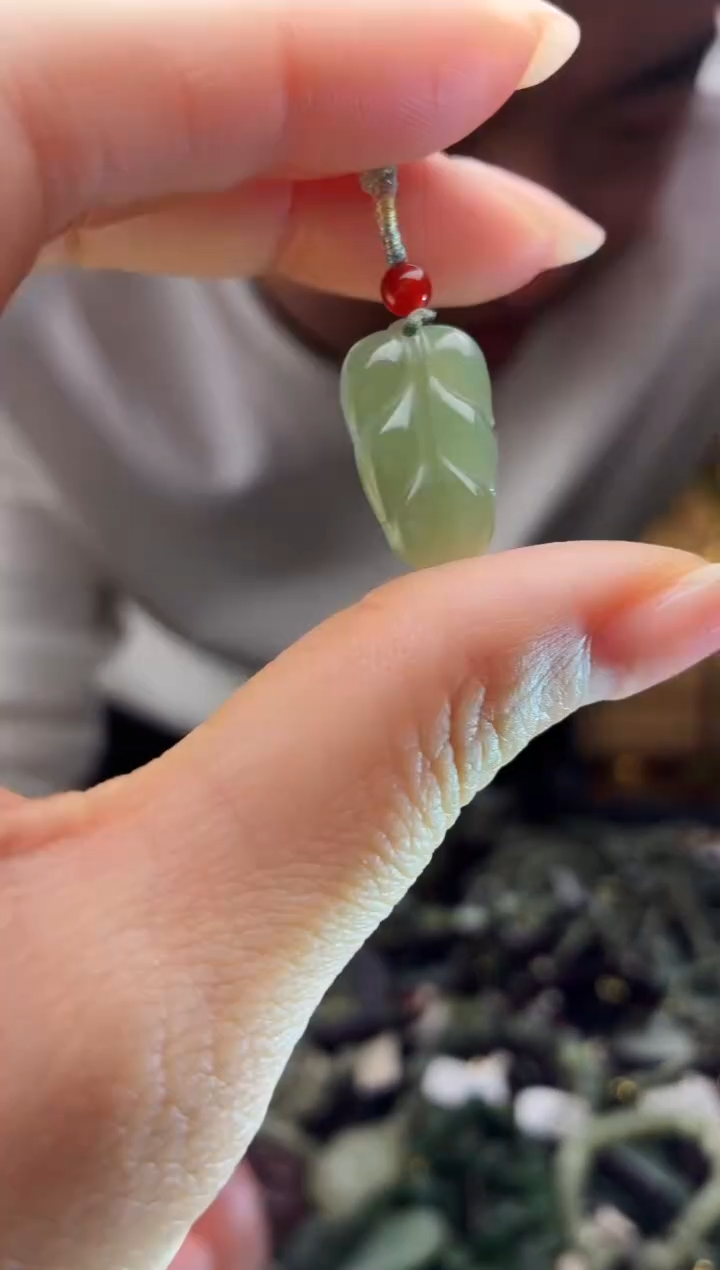 颈饰未镶嵌和田玉多样性发货，拍一发一