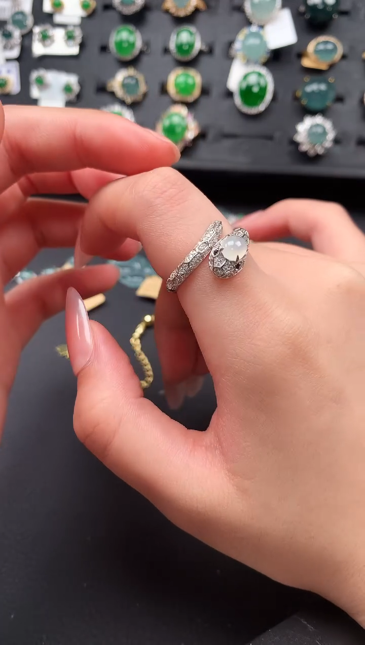 【闪购商品】翡翠戒指银S925镶嵌51241