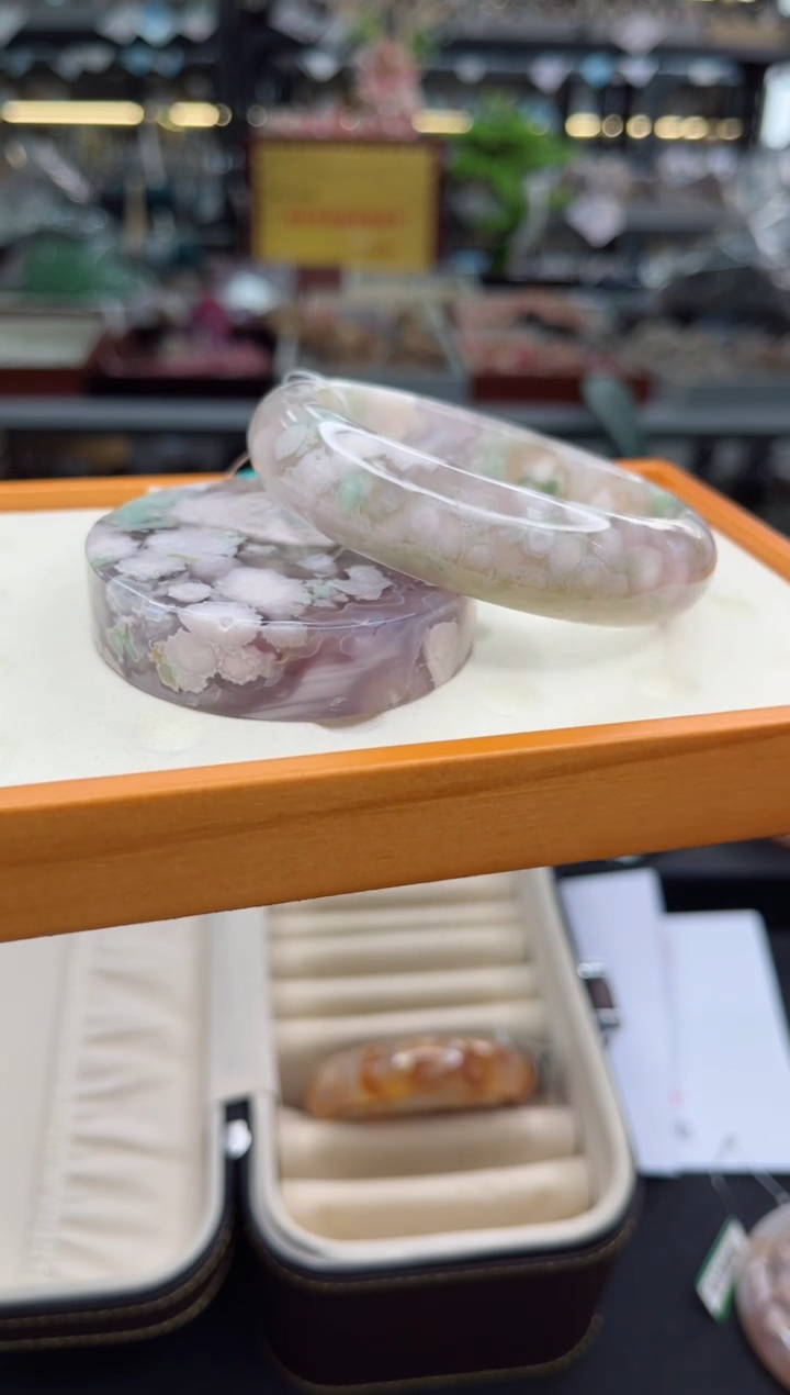 【闪购商品】石英质玉手镯未镶嵌63圈口（赠品镯心）S9922