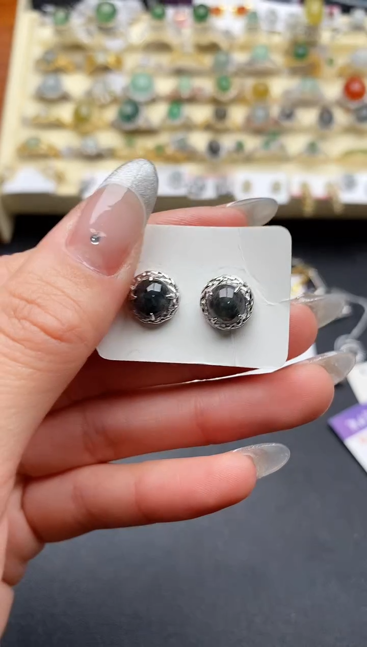 【闪购商品】翡翠戒指银S925镶嵌6666666+9