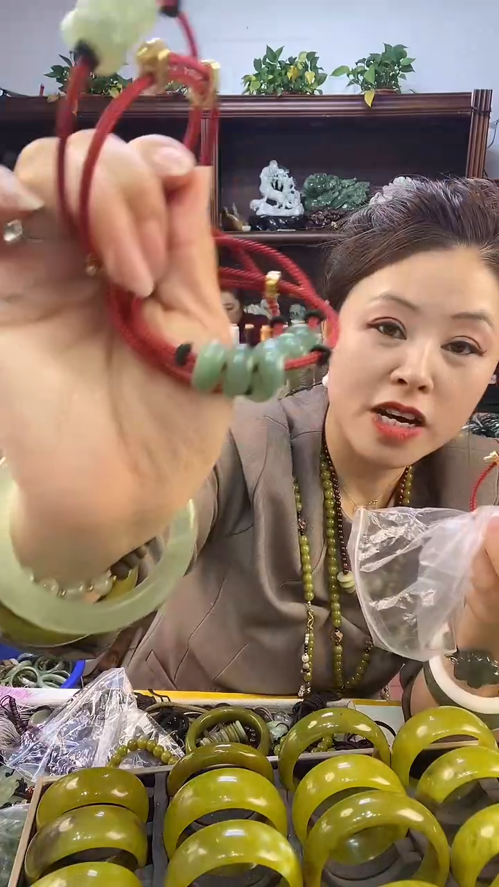 未镶嵌蛇纹石玉戒指多样性随机发一