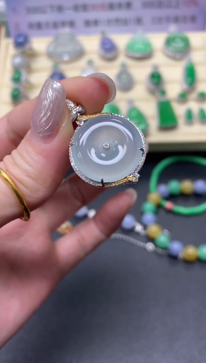 【闪购商品】翡翠吊坠(不含链)18K金镶嵌吊坠|4500+450