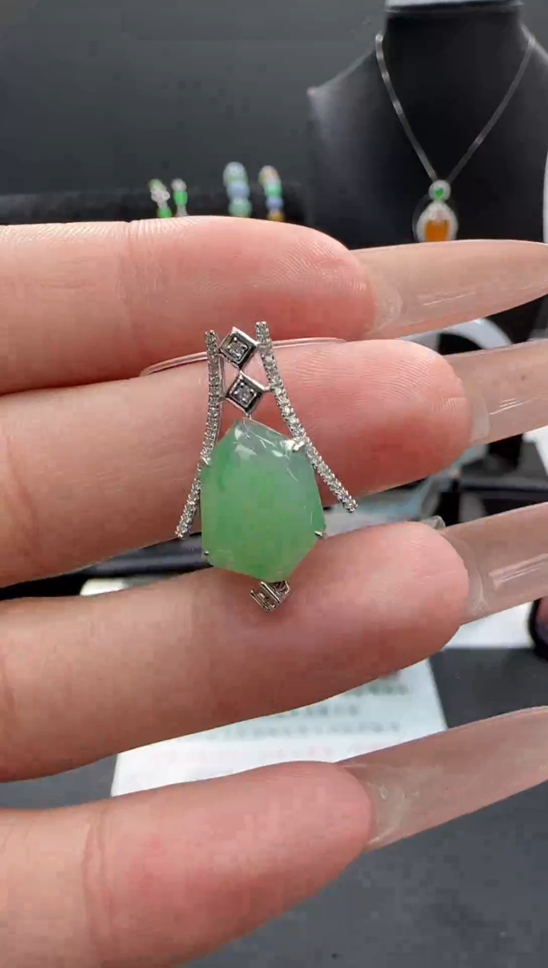 吊坠(不含链)18K金镶嵌翡翠翡翠吊坠