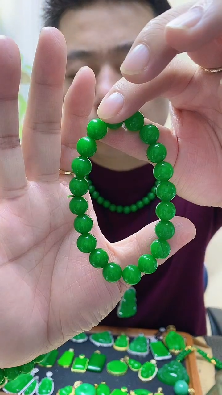 未镶嵌手链翡翠翡翠手链