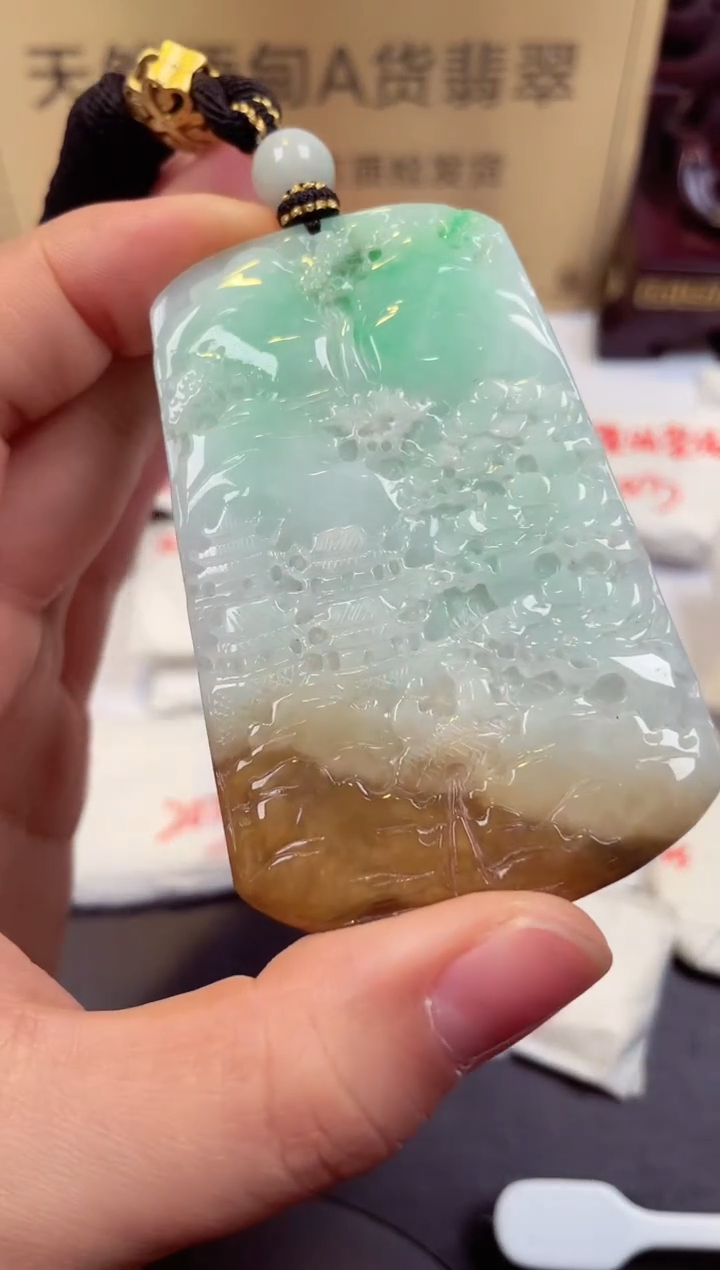 【闪购商品】翡翠颈饰未镶嵌天然缅甸翡翠A货