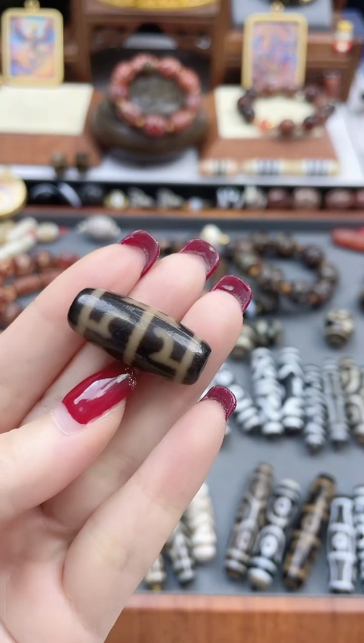 【闪购商品】玛瑙/玉髓珠珠未镶嵌黑金无界