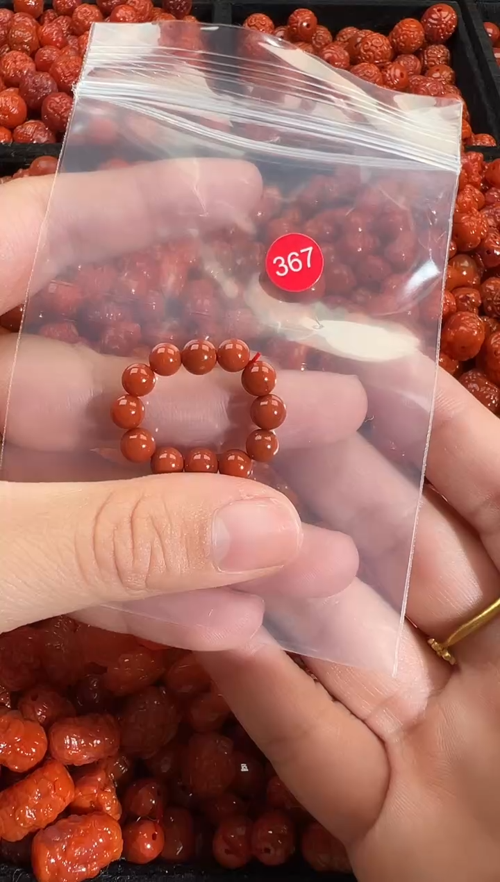 颈饰未镶嵌南红玛瑙1