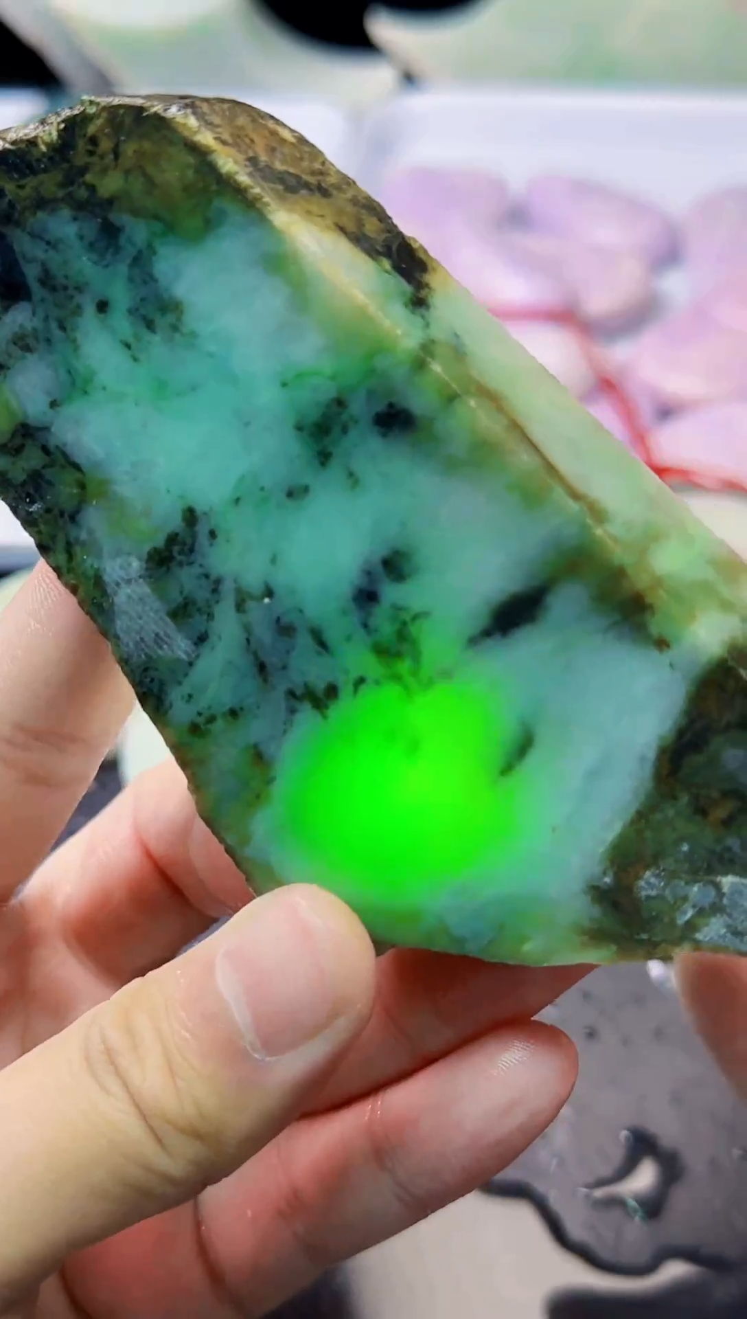 配石翡翠055天然A货翡翠