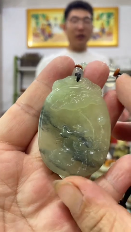 未镶嵌岫玉吊坠 