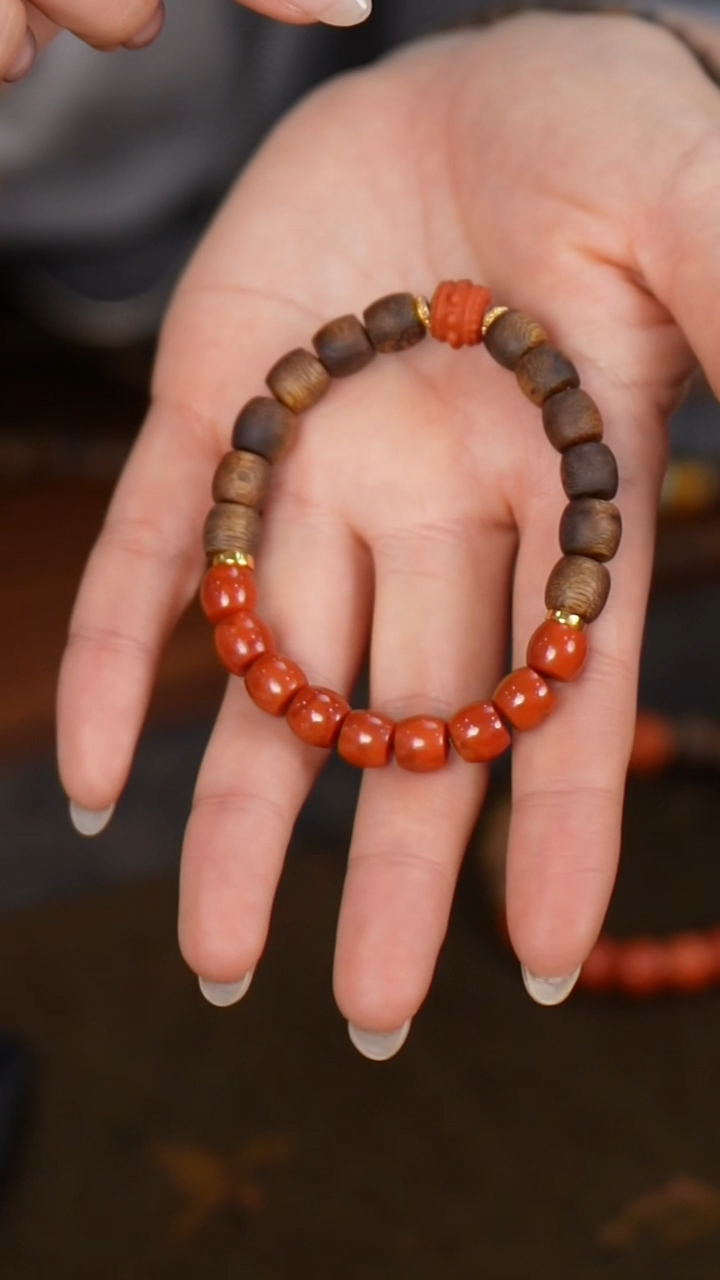 【闪购商品】沉香手串7CG4A030440沉香