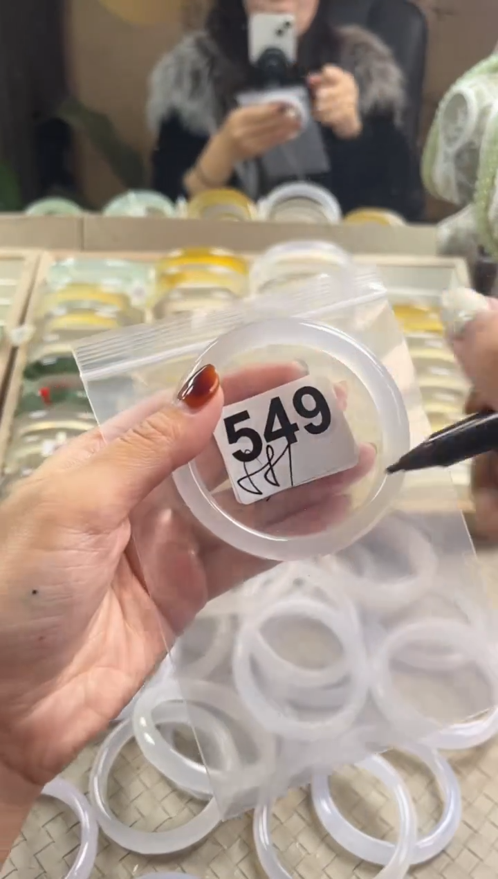 手镯玛瑙/玉髓未镶嵌549