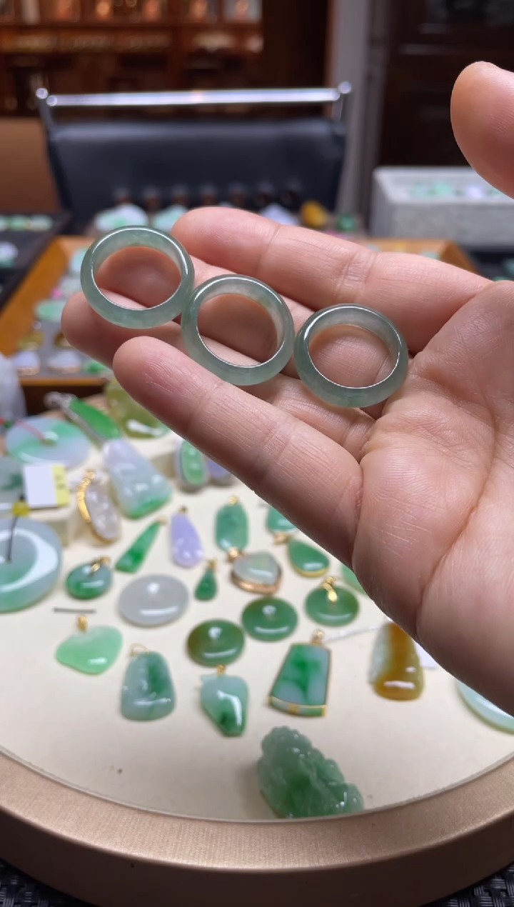 【闪购商品】翡翠戒指未镶嵌戒圈多样性发其一
