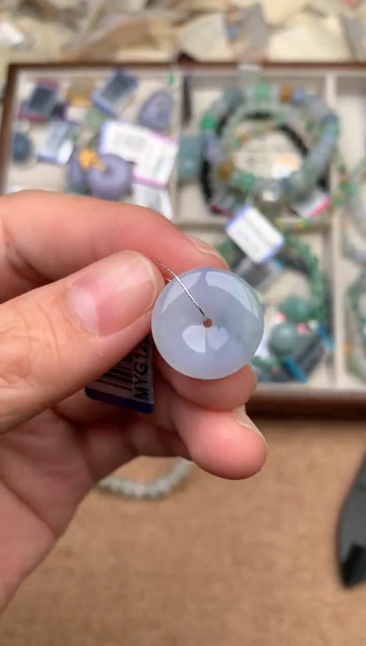 未镶嵌挂件翡翠一