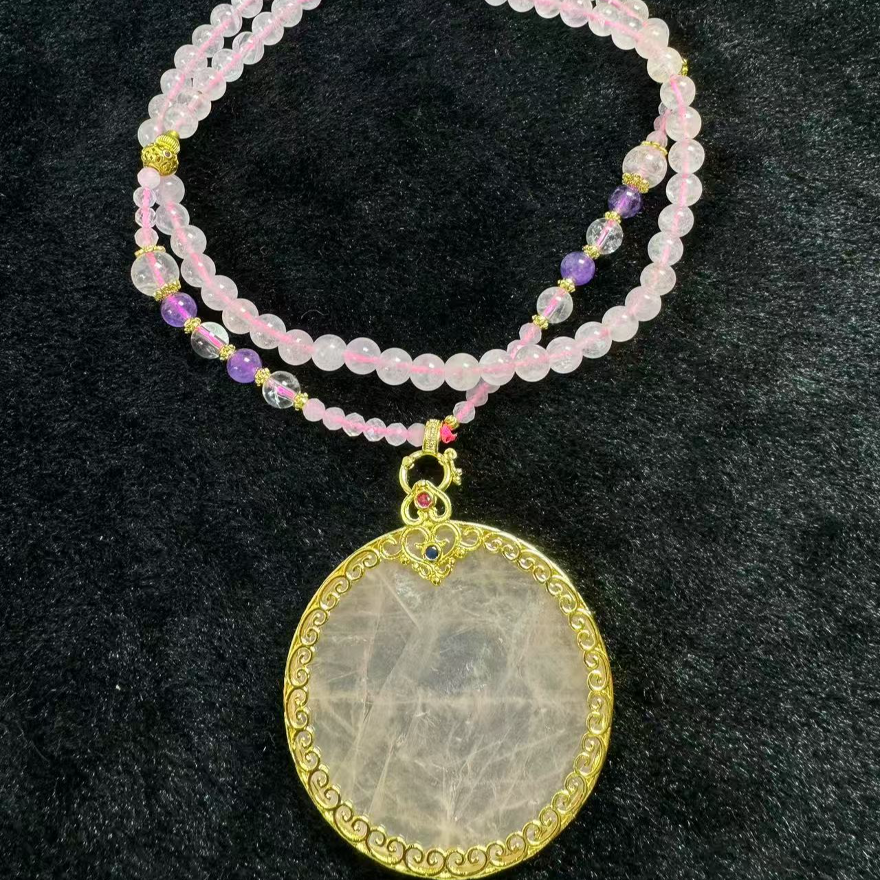 精美时尚圆牌水晶颈饰