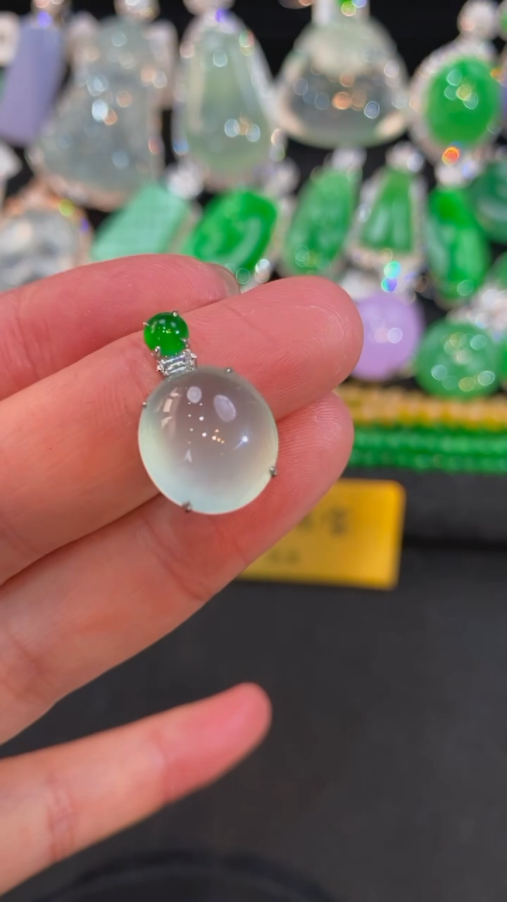 【闪购商品】翡翠颈饰未镶嵌蛋面吊坠