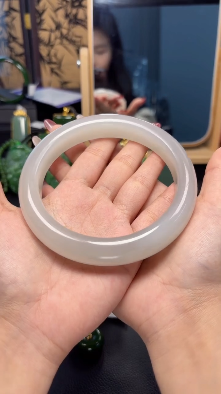 【闪购商品】和田玉（碧玉）手镯未镶嵌1