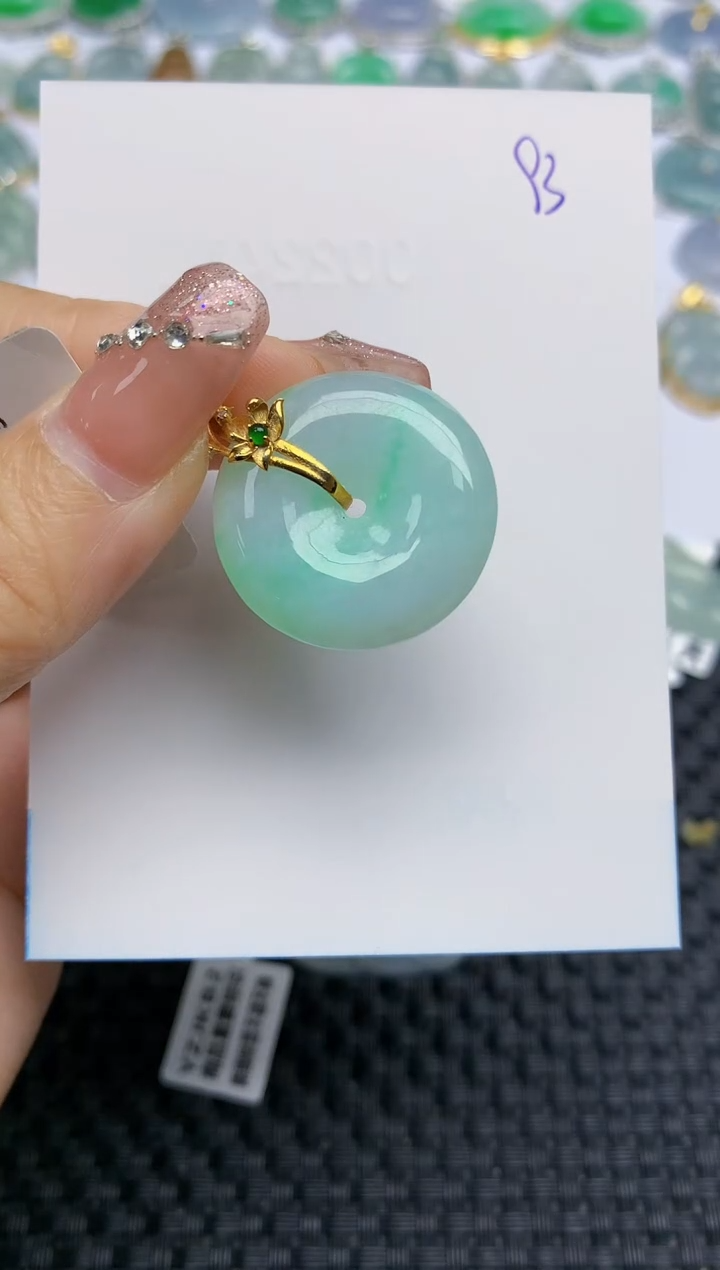 【闪购商品】翡翠颈饰18K金镶嵌天然A货翡翠 93