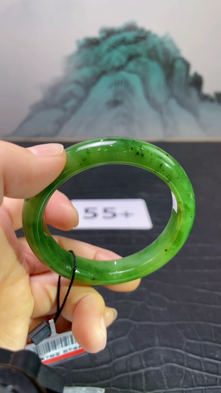 未镶嵌手镯和田玉（碧玉）翼**妈55+