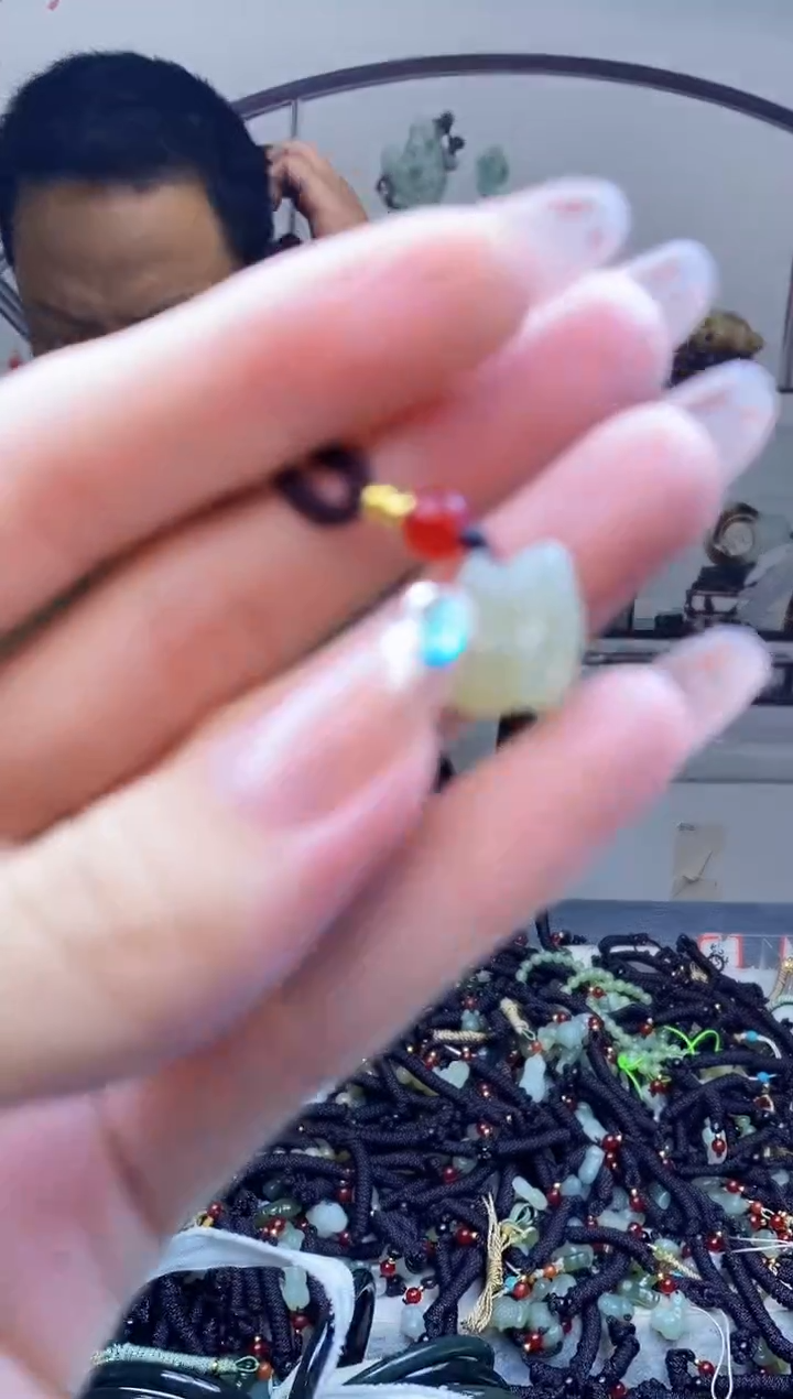 颈饰未镶嵌和田玉多样性发拍一发一