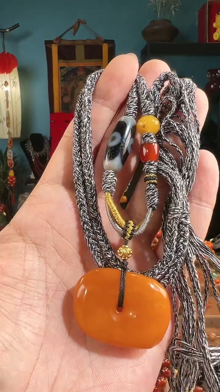 【闪购商品】蜜蜡颈饰未镶嵌老藏蜡随机发货