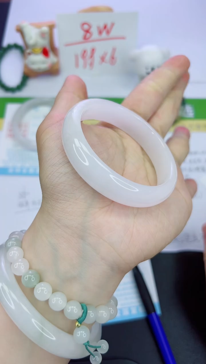 【闪购商品】石英质玉手镯未镶嵌962-55.8