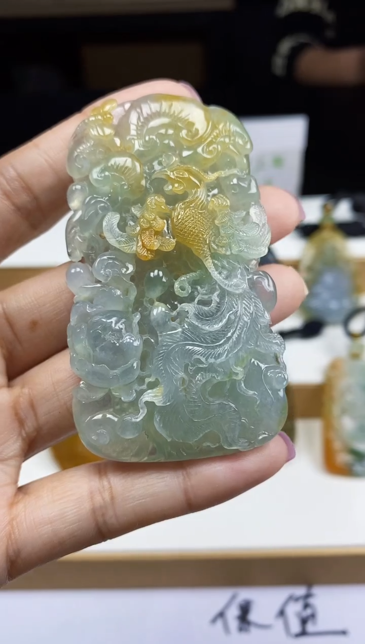 【闪购商品】翡翠颈饰未镶嵌翡翠A货