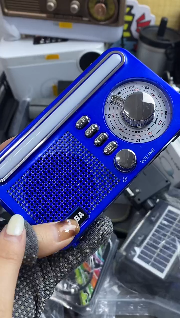 寒**哥一物一链接。，收音机