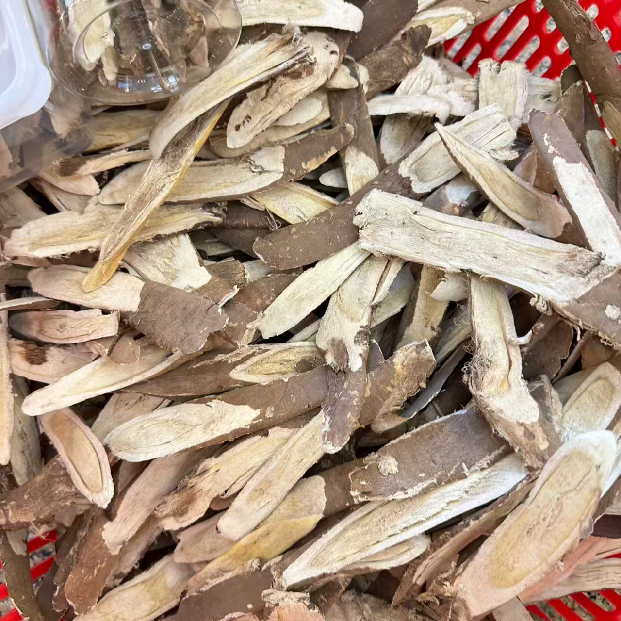 理塘嘢货黄芪 产量少品质高