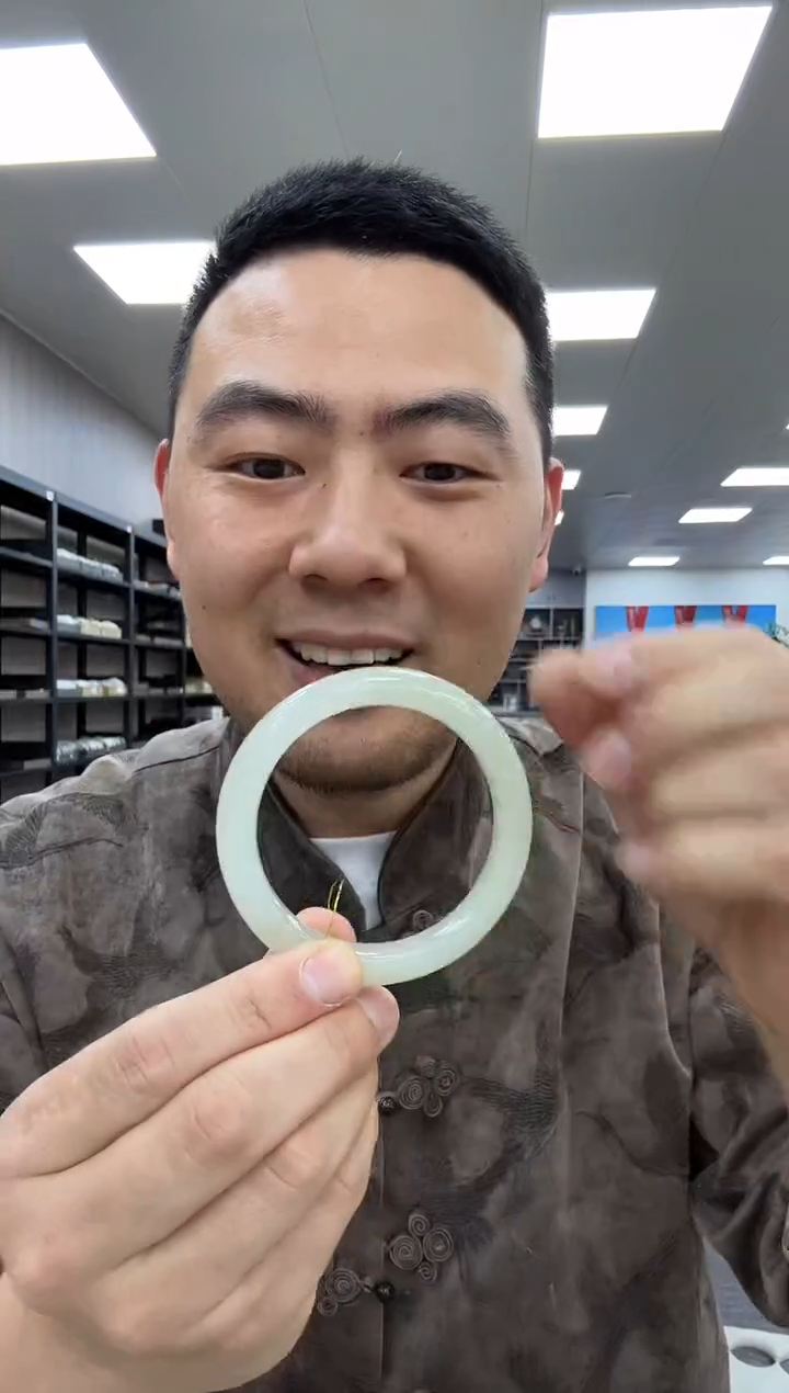 【闪购商品】和田玉手镯未镶嵌58-59  620