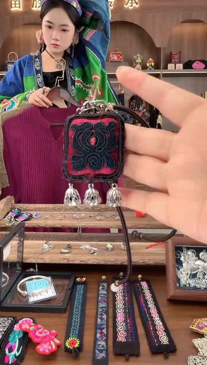 刺绣扶光苗绣传承41