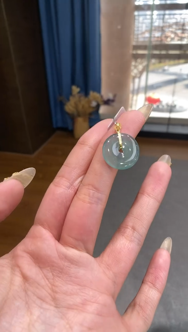 【闪购商品】翡翠吊坠(不含链)18K金镶嵌平安扣