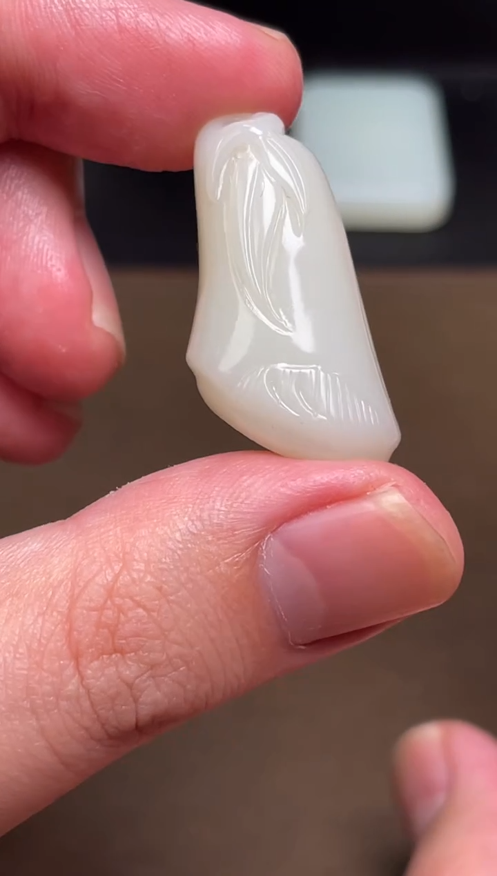 颈饰未镶嵌和田玉11