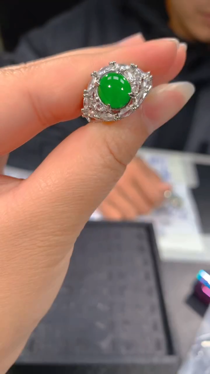 【闪购商品】定制翡翠未镶嵌58多样性发货（发其一）