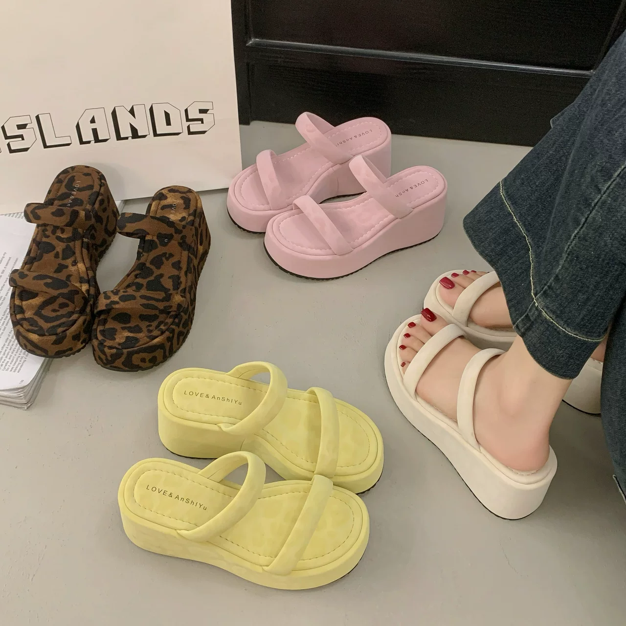 时尚厚底细带一字夏季外穿舒适防水台增高拖鞋558(厚底拖鞋)