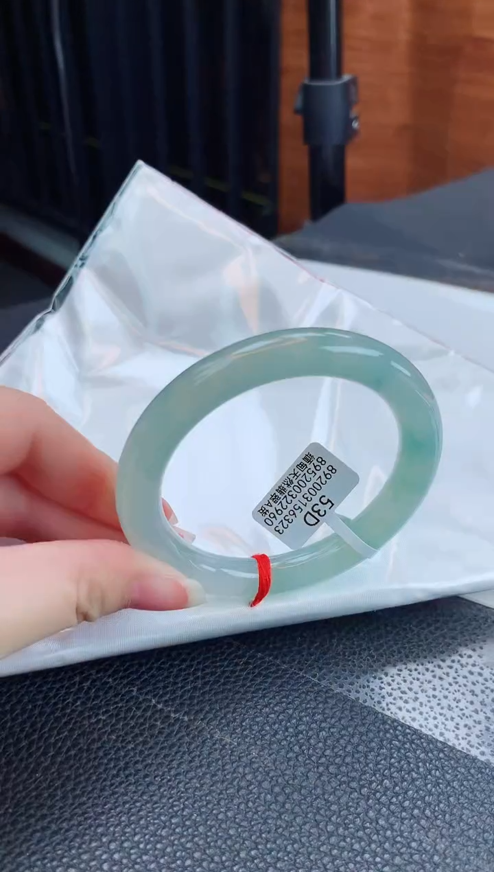 【闪购商品】翡翠手镯未镶嵌缅甸天然翡翠A货手镯