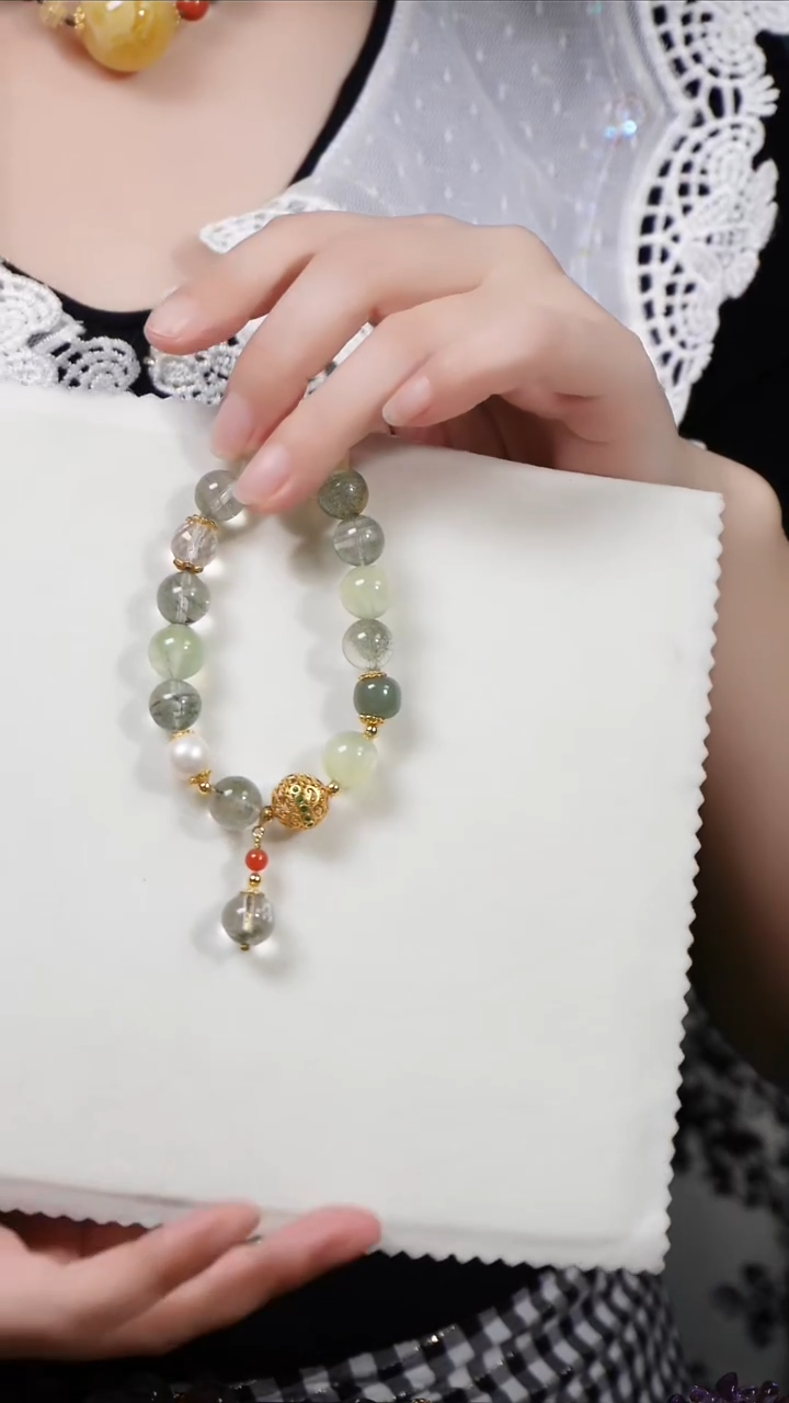 水晶手链银S925镶嵌绿幽灵多宝手链