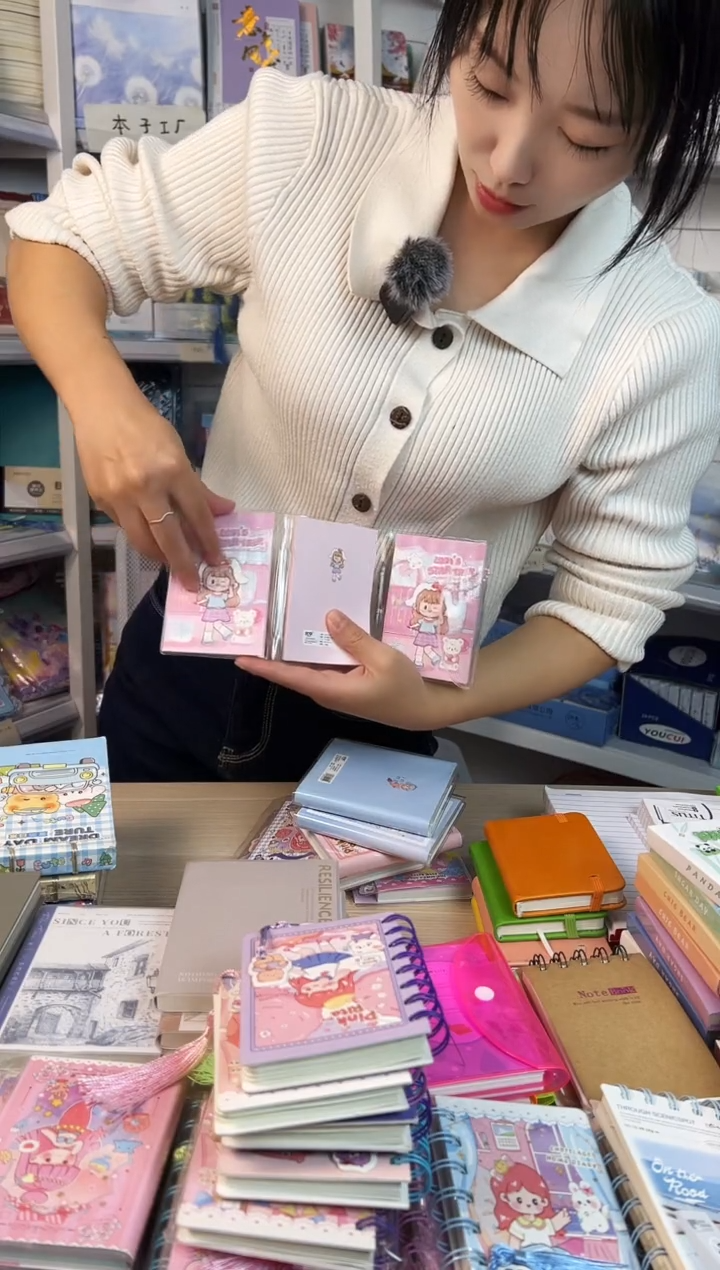 A7水晶三连折叠100张-封面随机10.5元10本