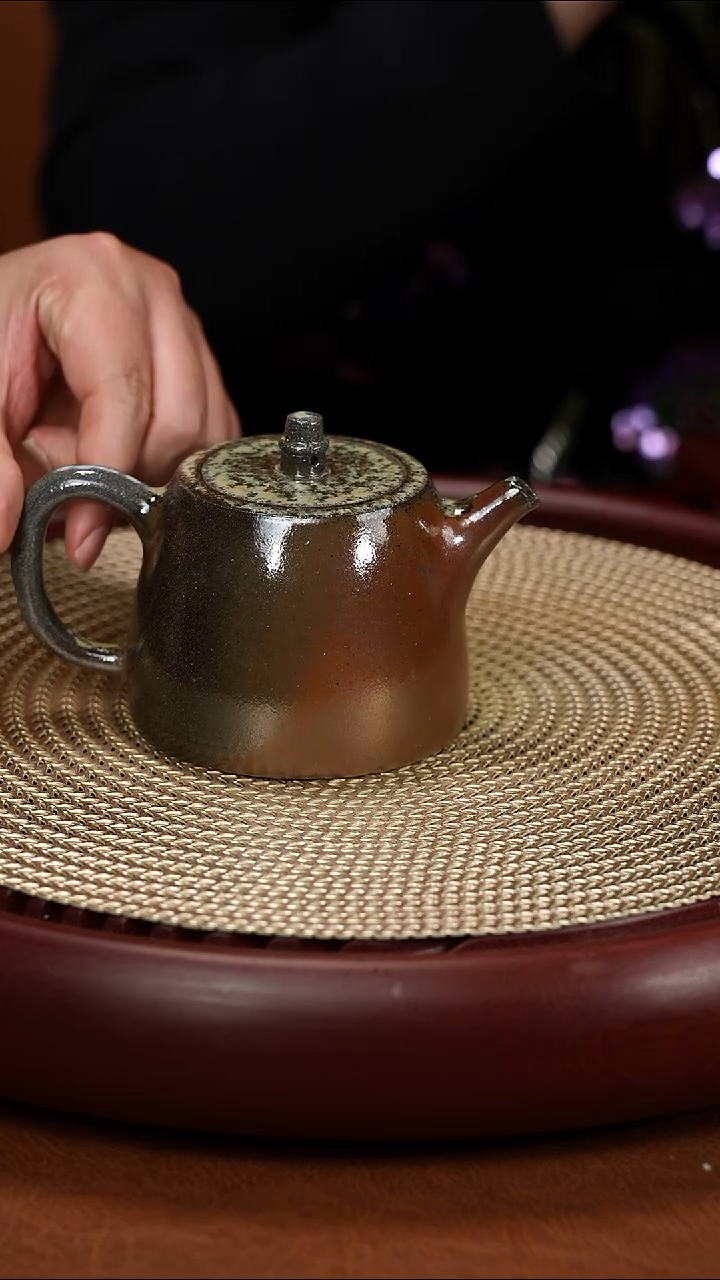 茶壶紫砂顾依萍 汗铎 