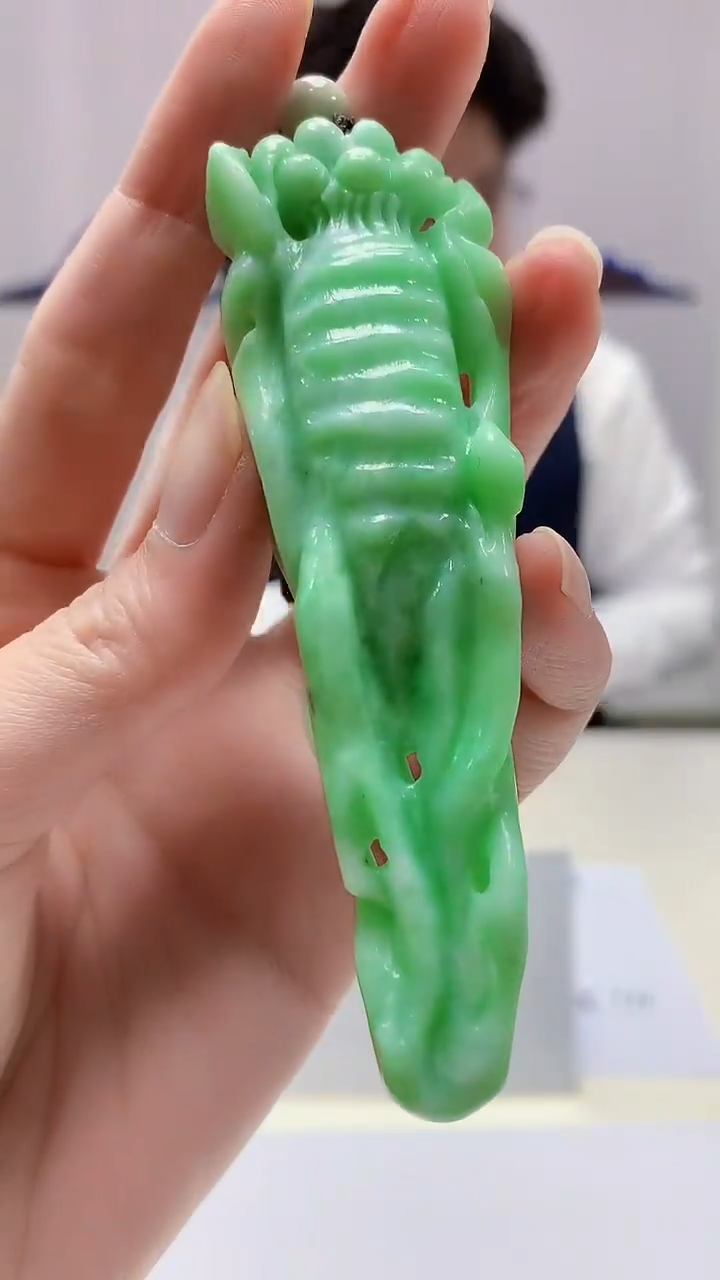 【闪购商品】定制翡翠未镶嵌4688zm-毛货挂件231