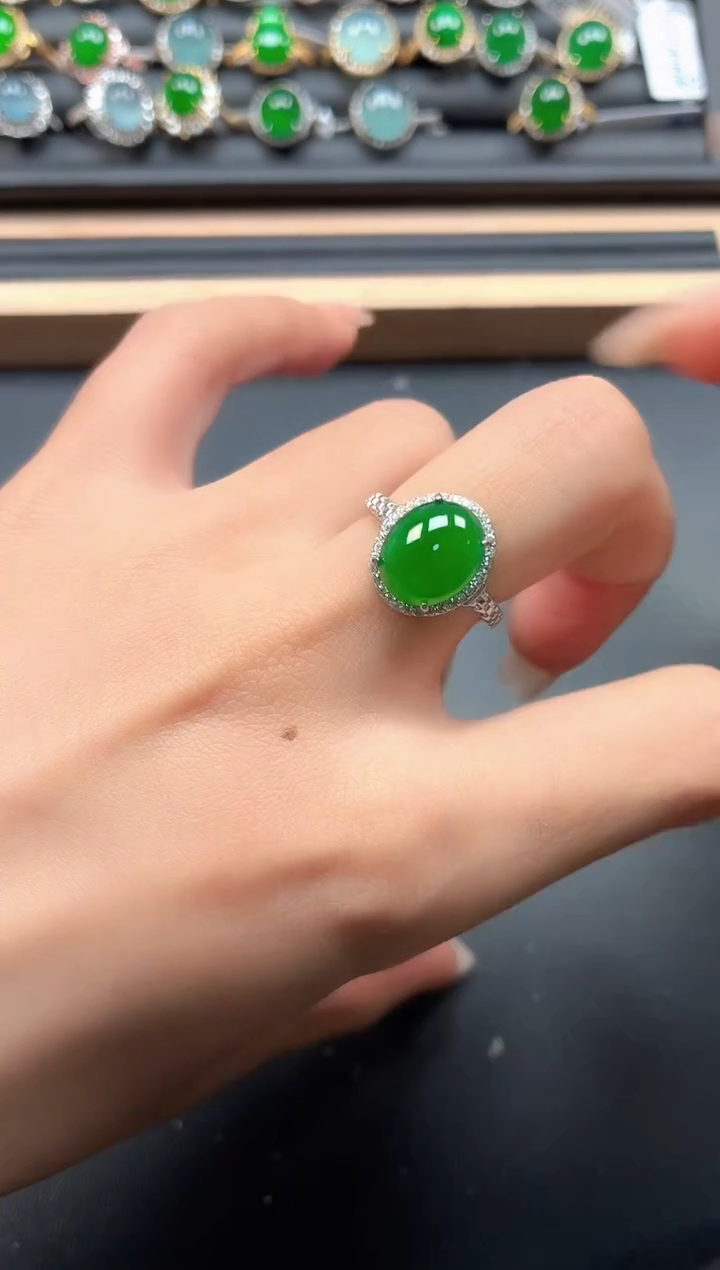 银S925镶嵌戒指翡翠1111