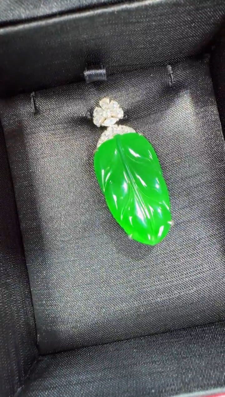 未镶嵌定制翡翠翡翠吊坠68