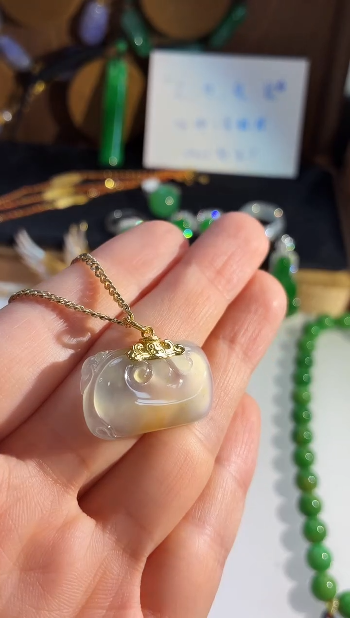 吊坠(不含链)18K金镶嵌翡翠吊坠