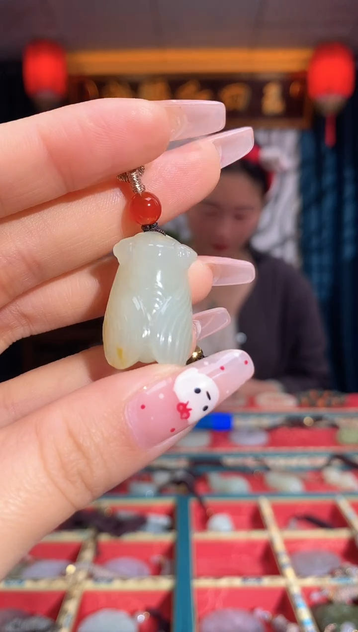 【闪购商品】和田玉颈饰未镶嵌蝉