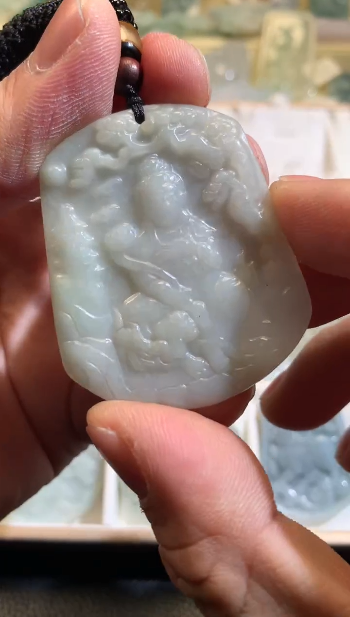 【闪购商品】翡翠颈饰未镶嵌02/25/157