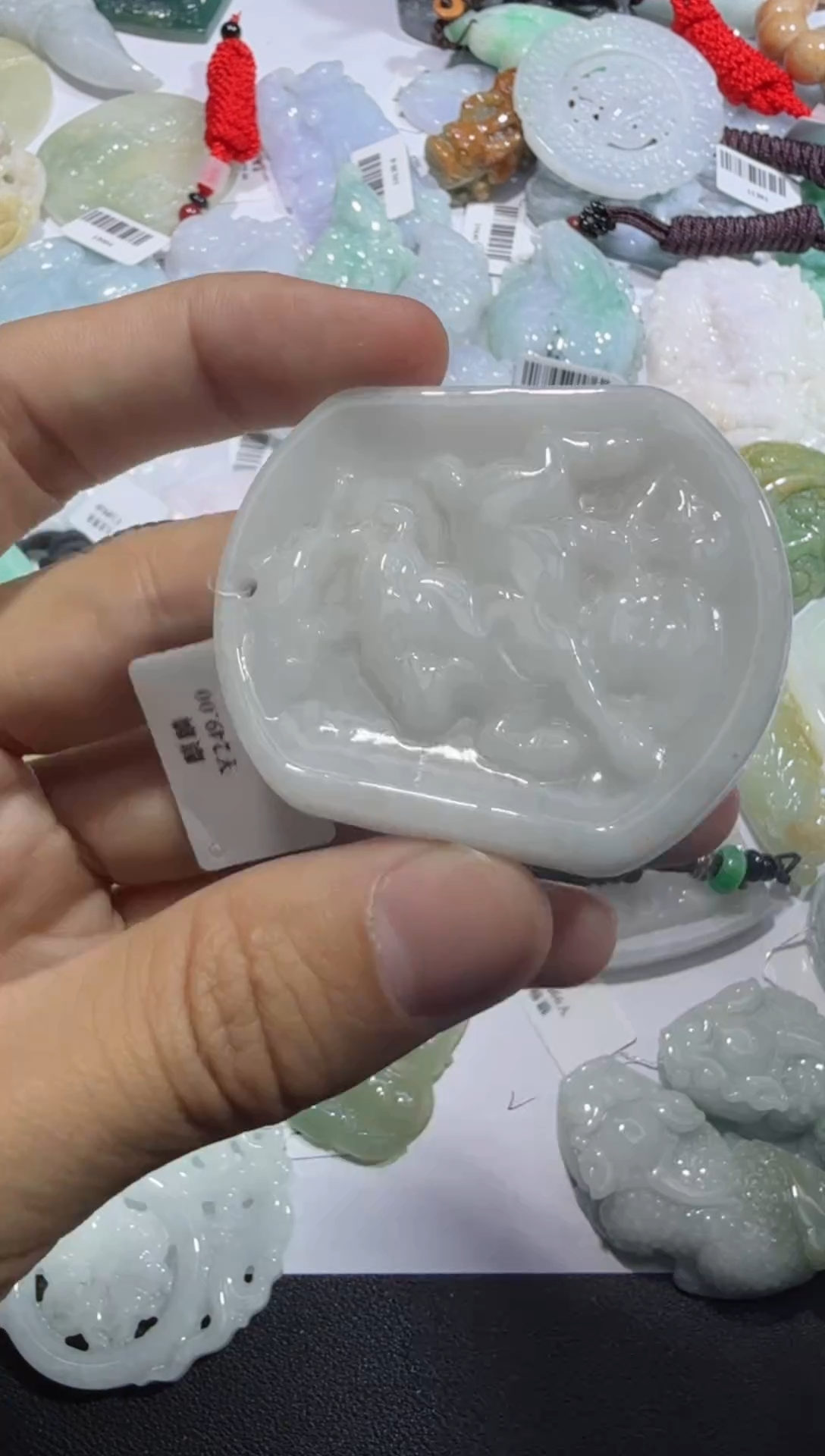 【闪购商品】翡翠颈饰未镶嵌00007736