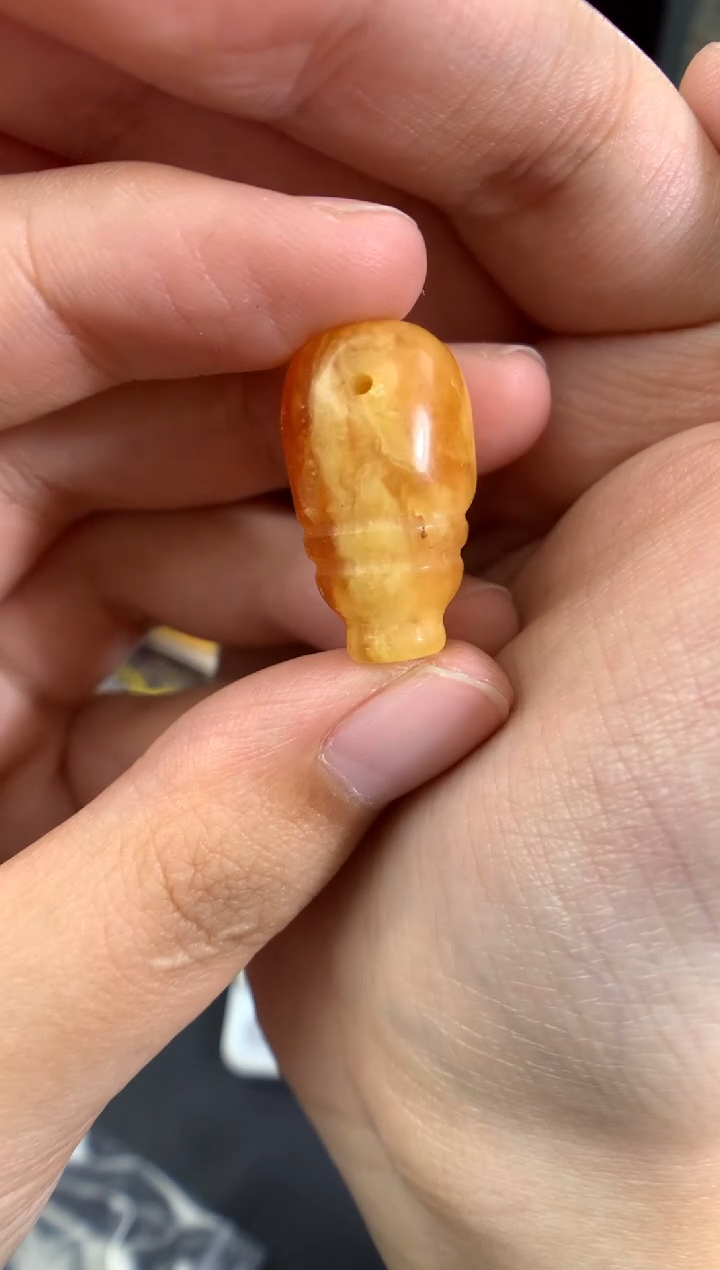 蜜蜡未镶嵌珠宝奇石1