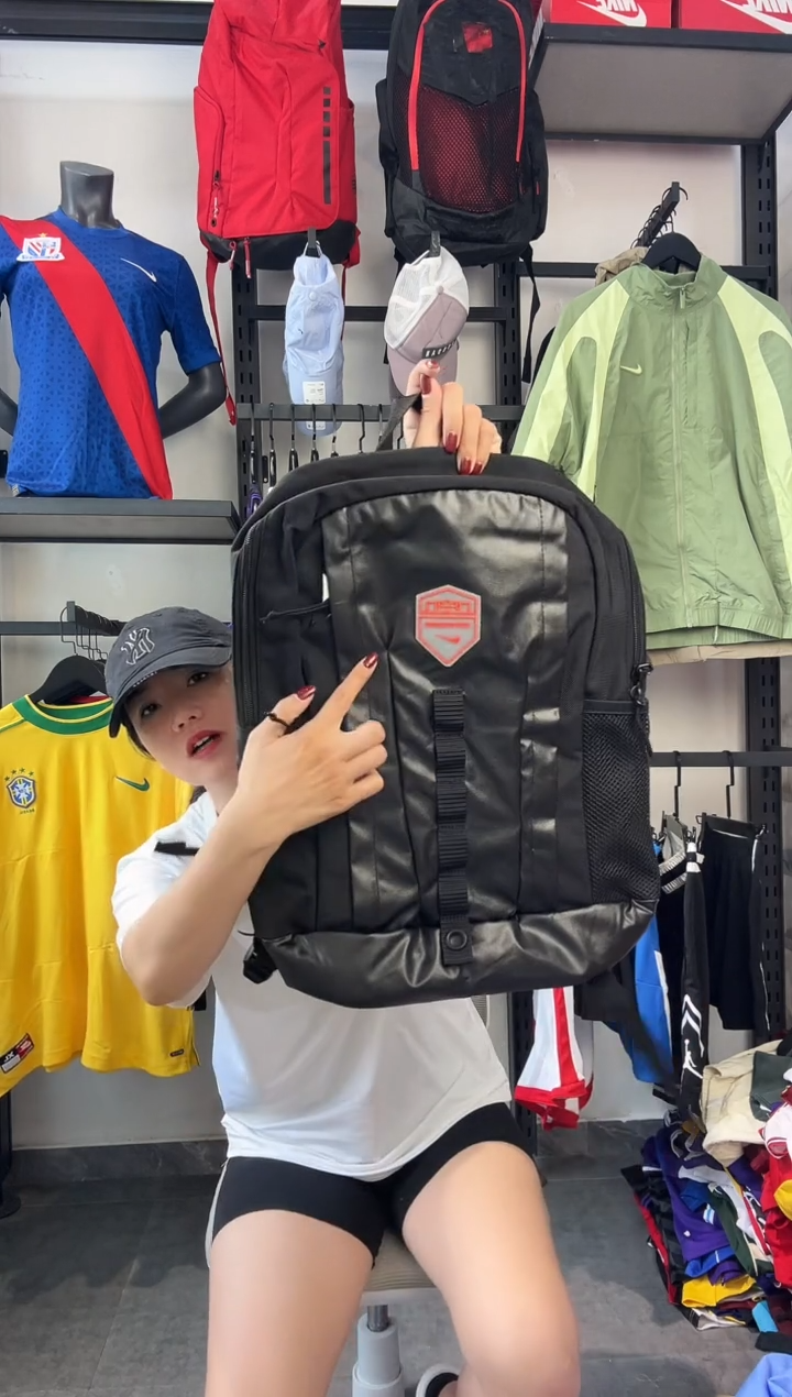 289·编码 耐克卫衣服饰过款为准 尺码·